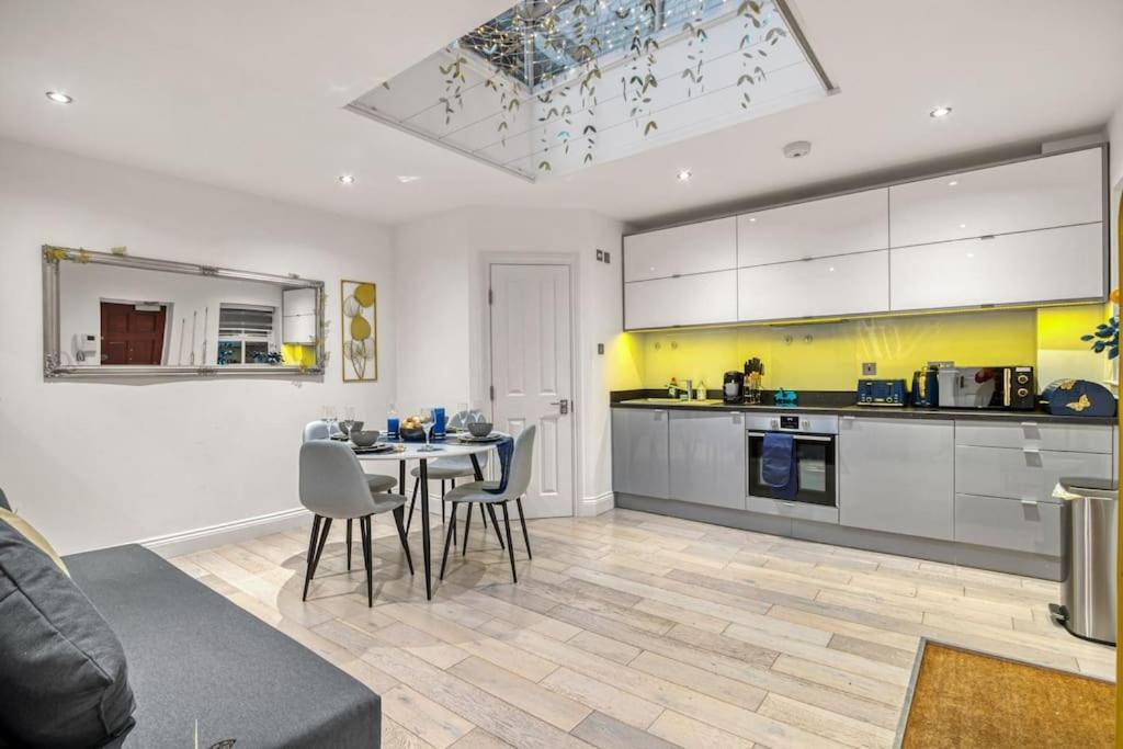 Luxury Oasis Apartment Londra Exterior foto
